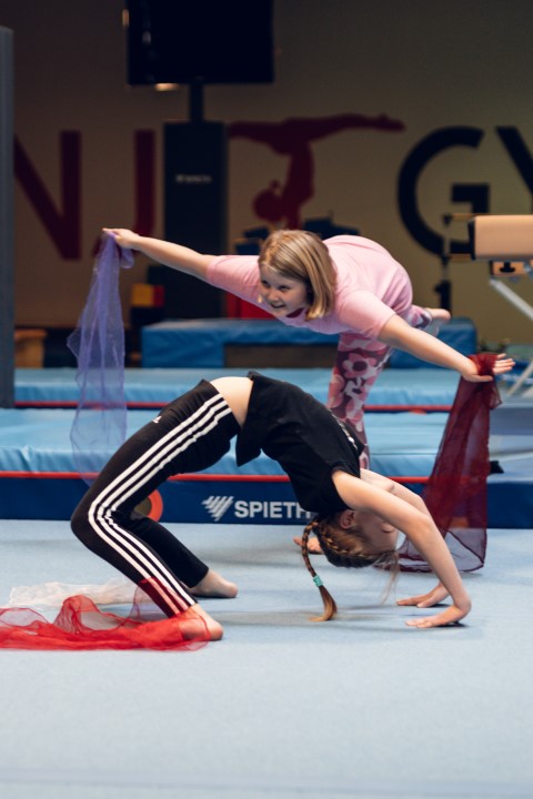 NJ Gymnastics Bodenturnen
