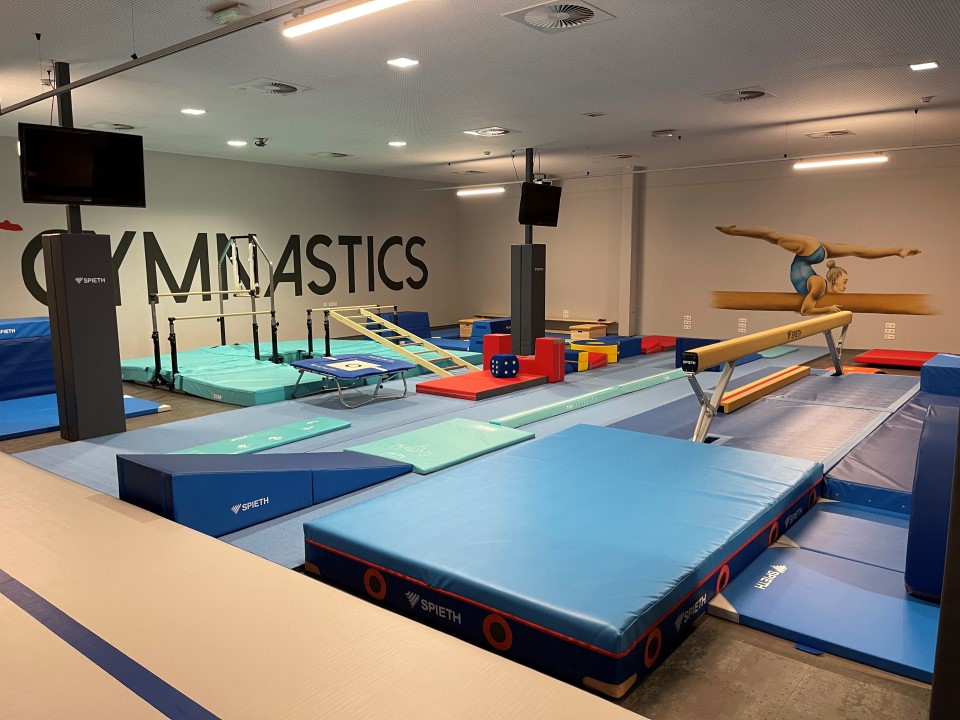 NJ Gymnastics Turnhalle